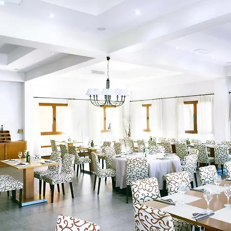 Santara Wellness 3*